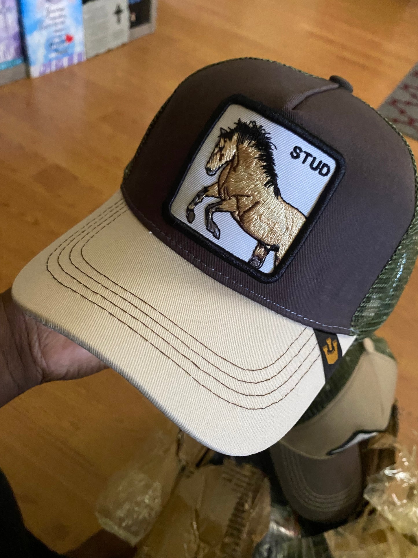 TRUCKER HATS